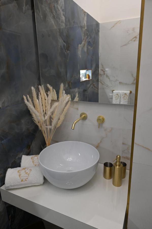 Nm Luxury Suites Помпеи Экстерьер фото
